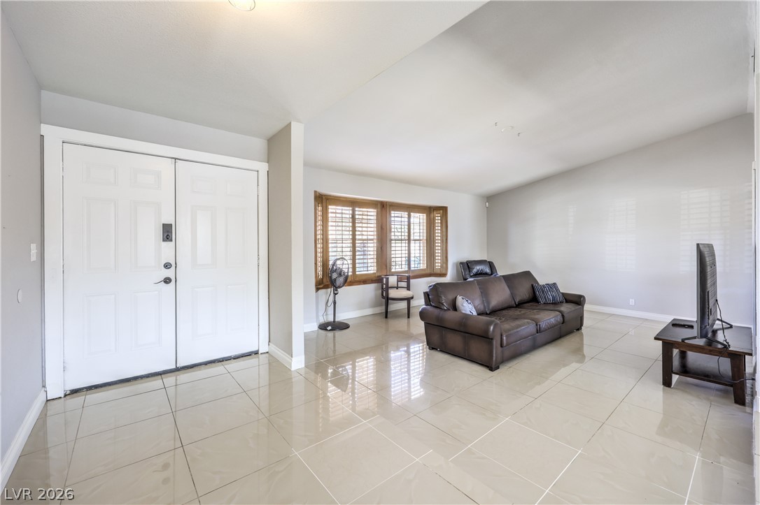 1916 Stonehaven Drive Las Vegas NV 89108