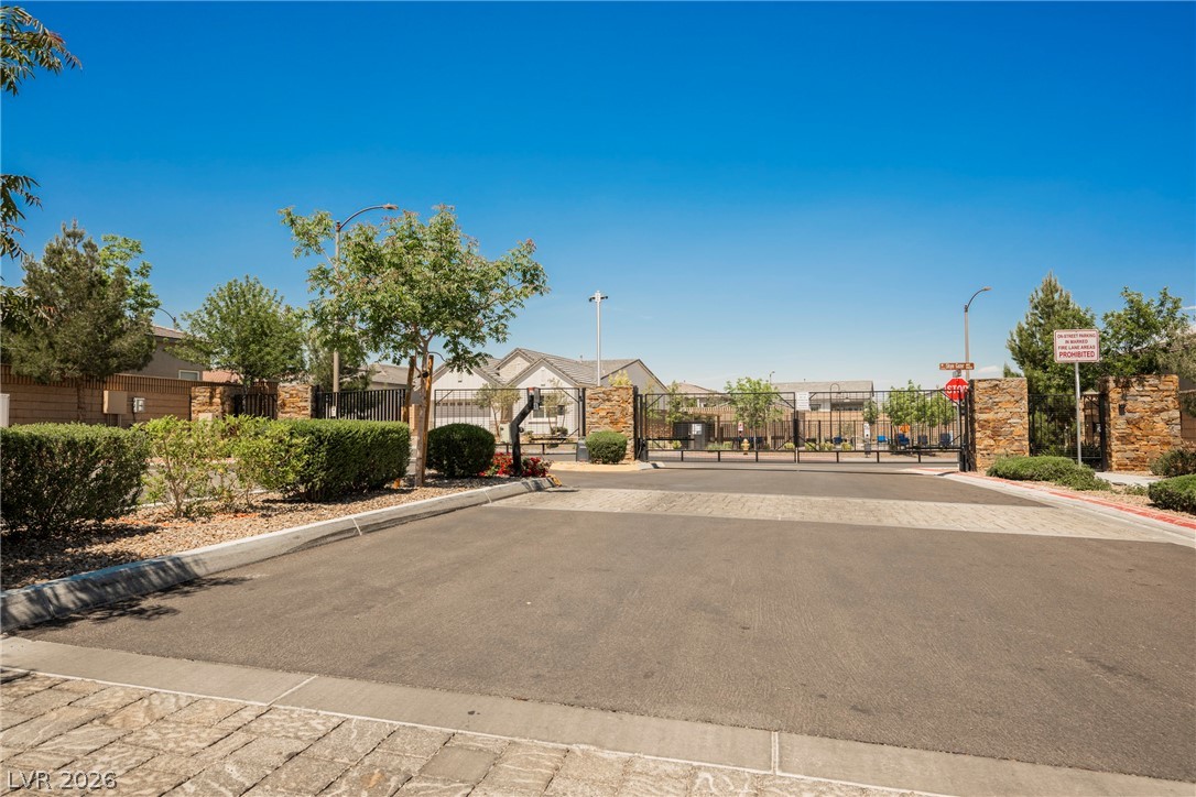 9016 Skye Treeline Street Las Vegas NV 89166