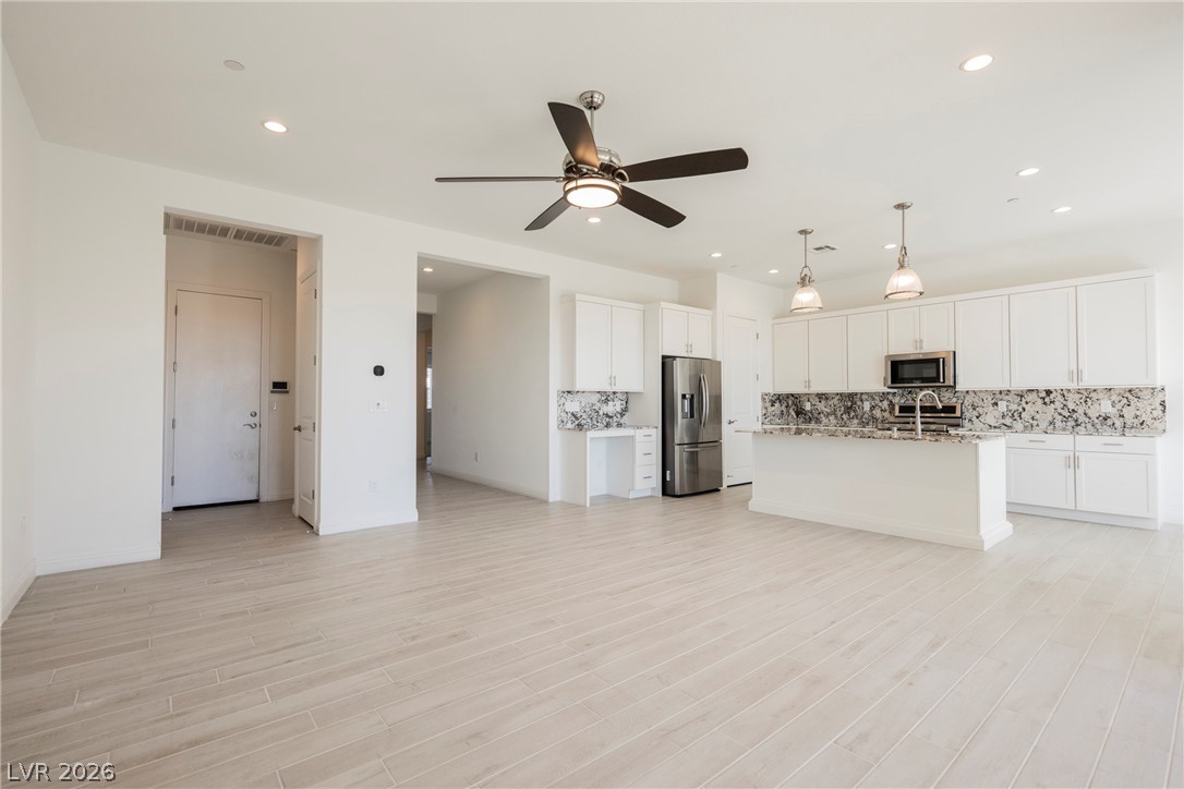 9016 Skye Treeline Street Las Vegas NV 89166