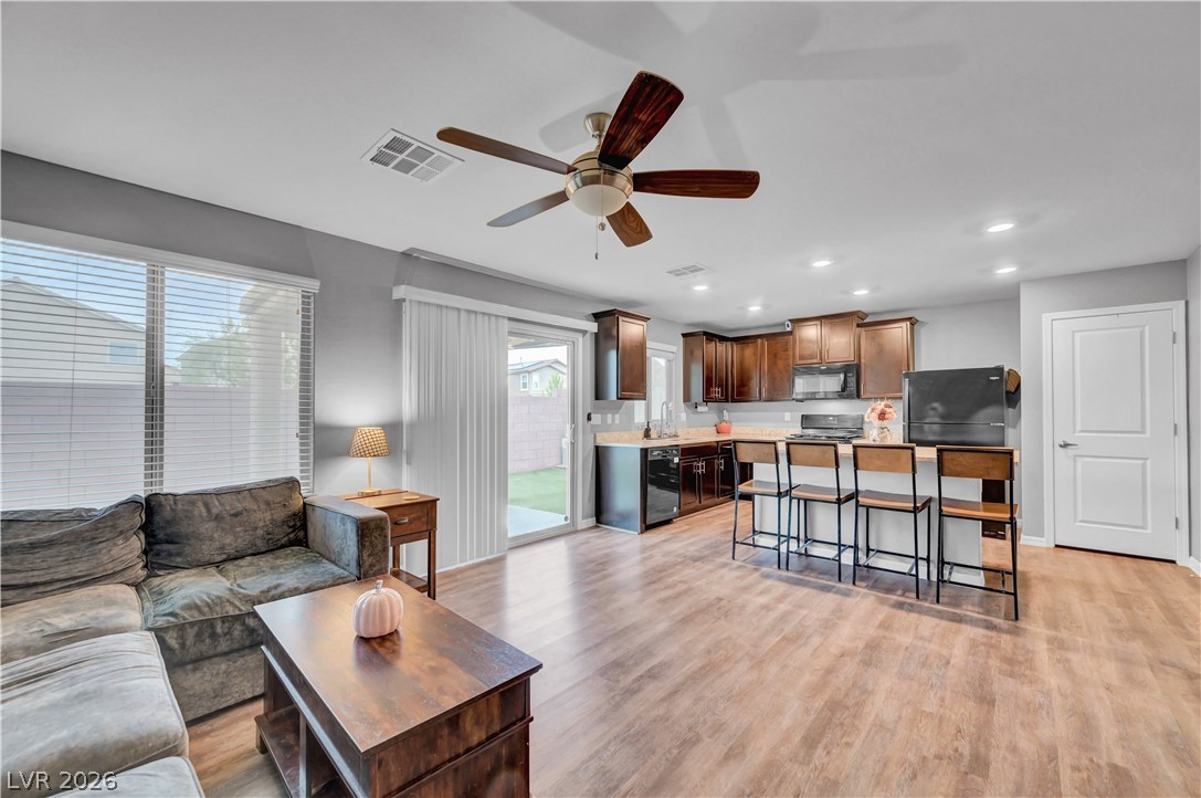 6435 Cambric Court Las Vegas NV 89122