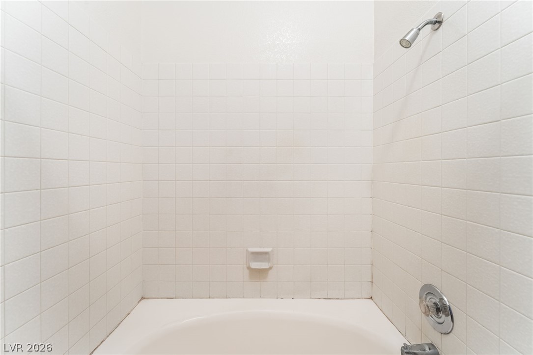 1628 Leaning Pine Way Las Vegas NV 89128