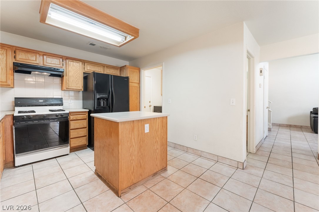 1628 Leaning Pine Way Las Vegas NV 89128