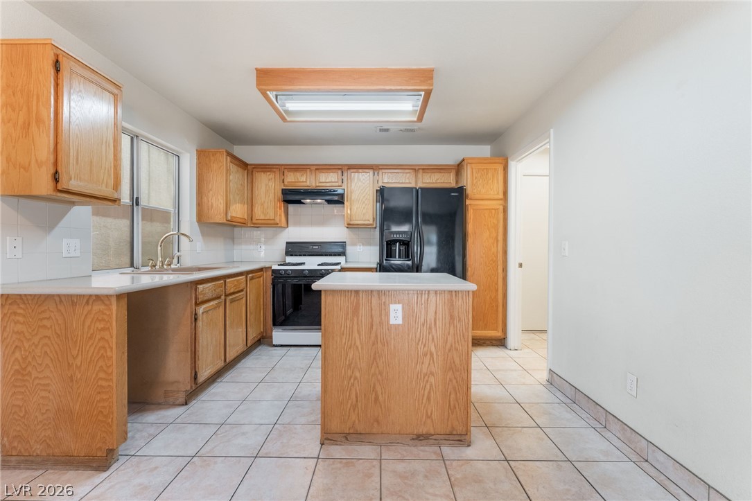 1628 Leaning Pine Way Las Vegas NV 89128