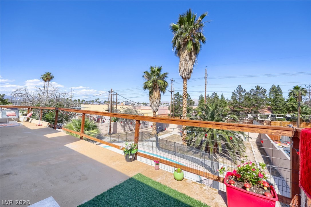 1221 South 17th Street Las Vegas NV 89104