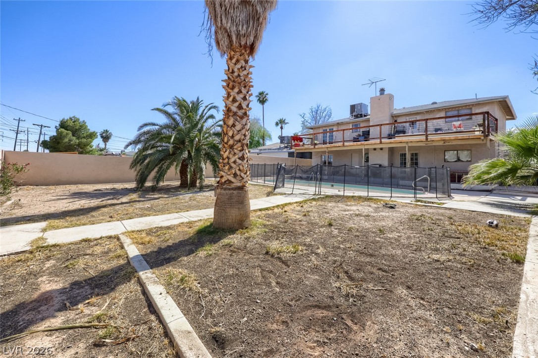 1221 South 17th Street Las Vegas NV 89104