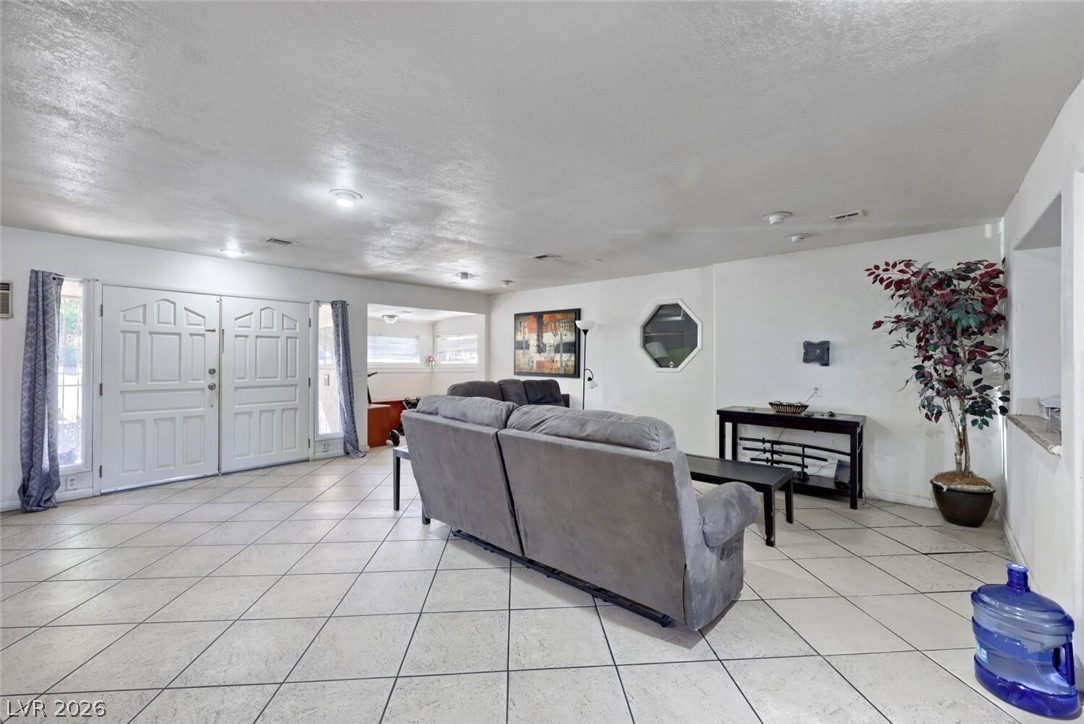 1221 South 17th Street Las Vegas NV 89104
