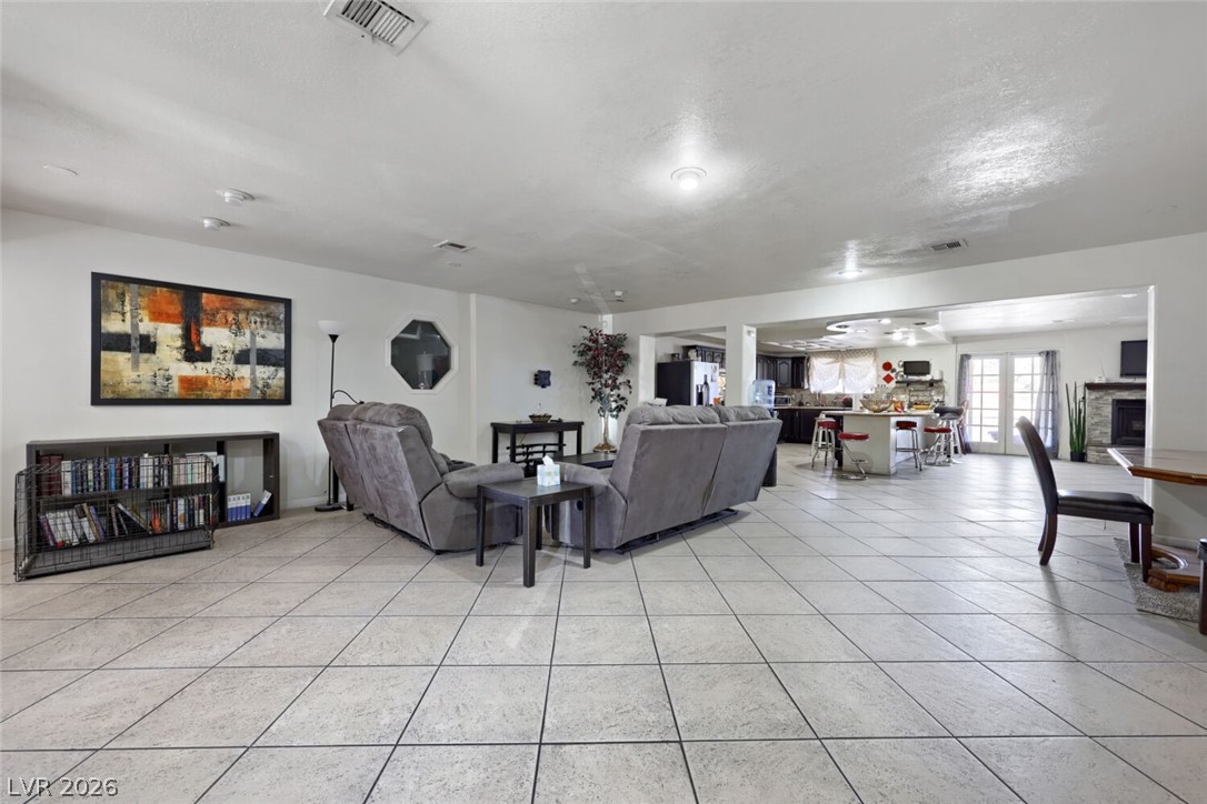 1221 South 17th Street Las Vegas NV 89104
