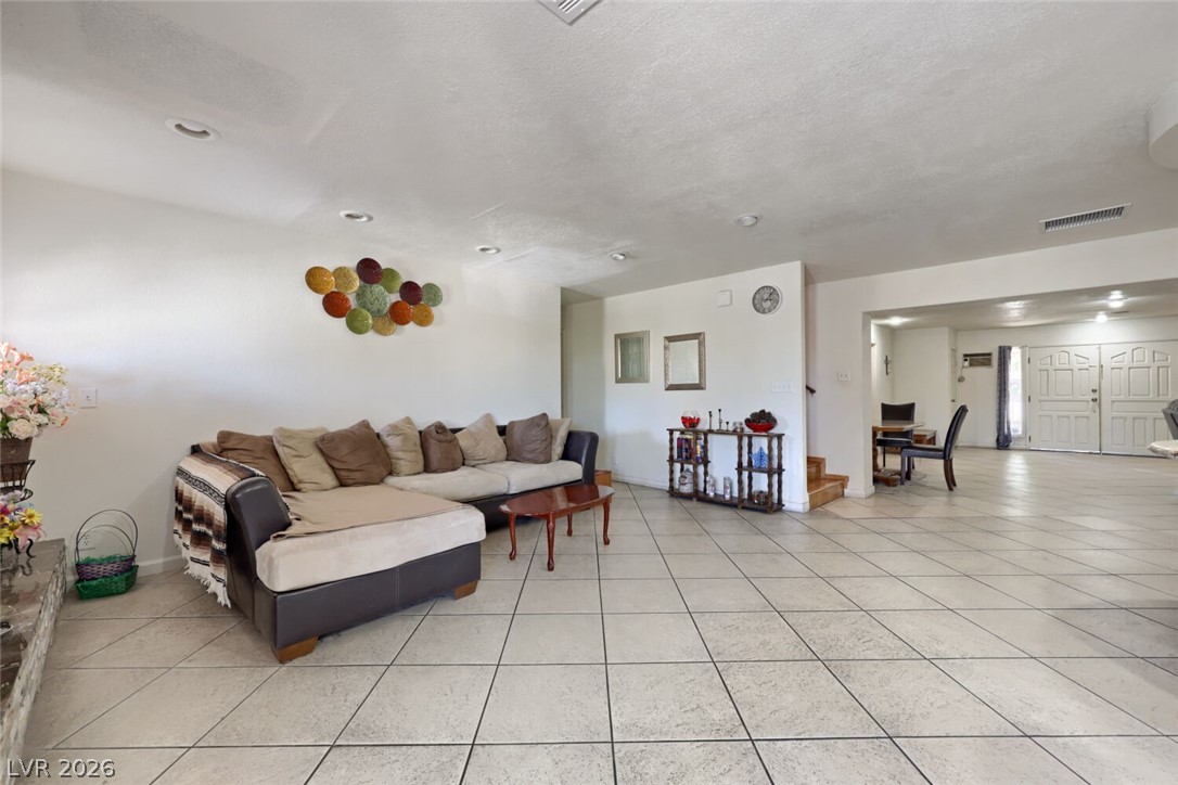1221 South 17th Street Las Vegas NV 89104