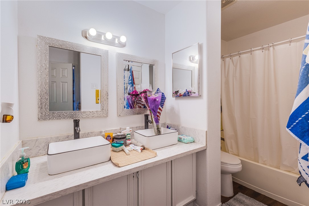 3924 Voxna Street Las Vegas NV 89119