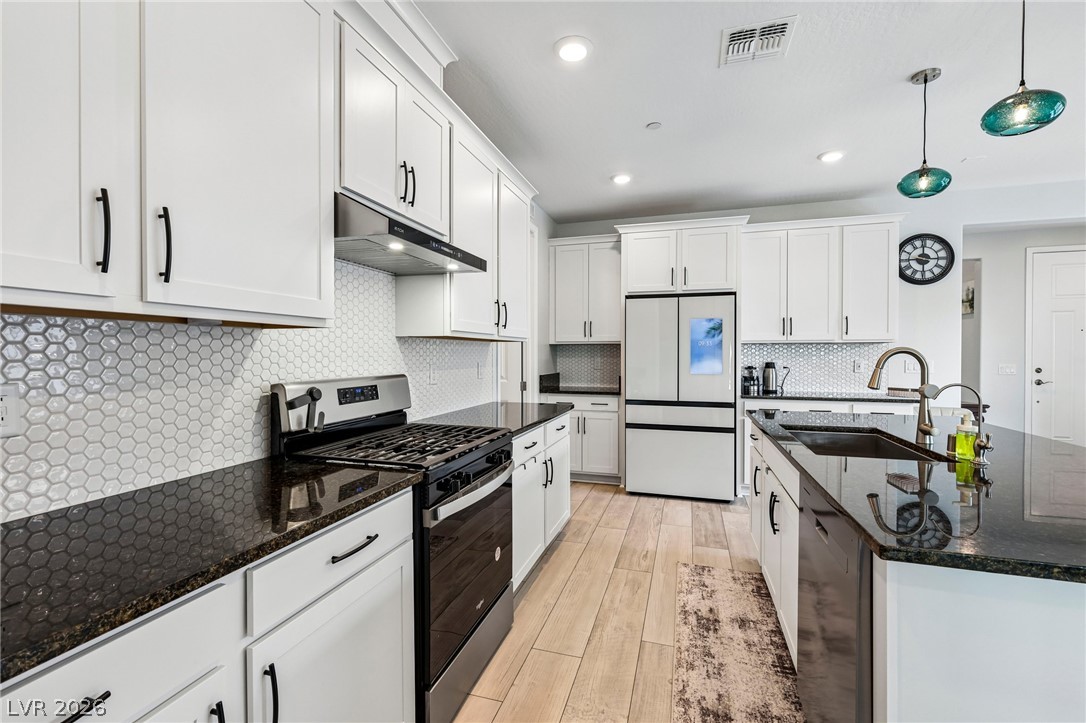 60 Stone Bluff Lane Henderson NV 89011
