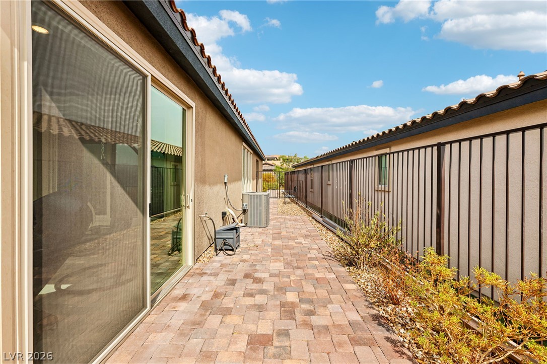 60 Stone Bluff Lane Henderson NV 89011