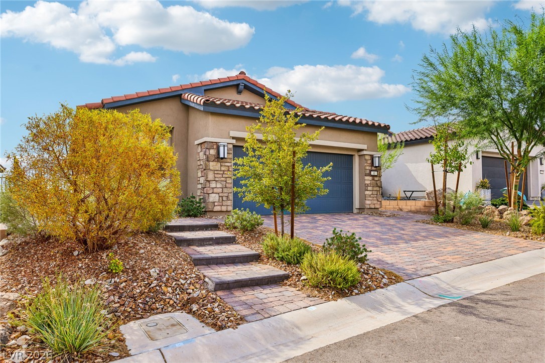 60 Stone Bluff Lane Henderson NV 89011