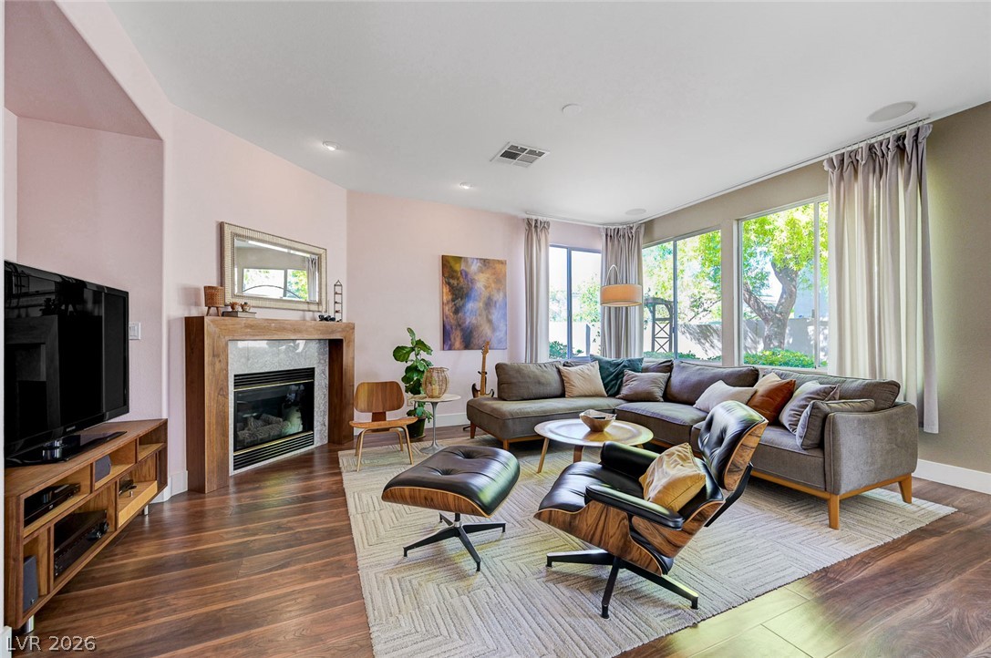 3028 Carbondale Street Las Vegas NV 89135