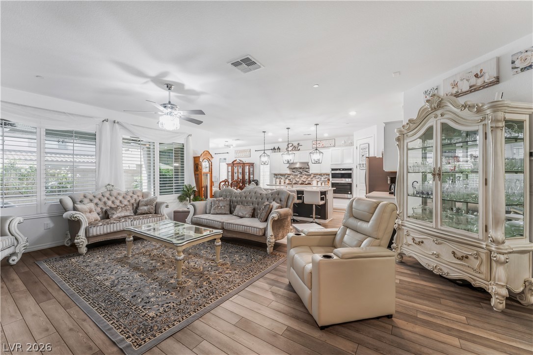 9985 Blackbark Court Las Vegas NV 89166