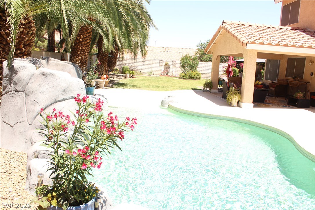 824 East Red Hollow Drive North Las Vegas NV 89031