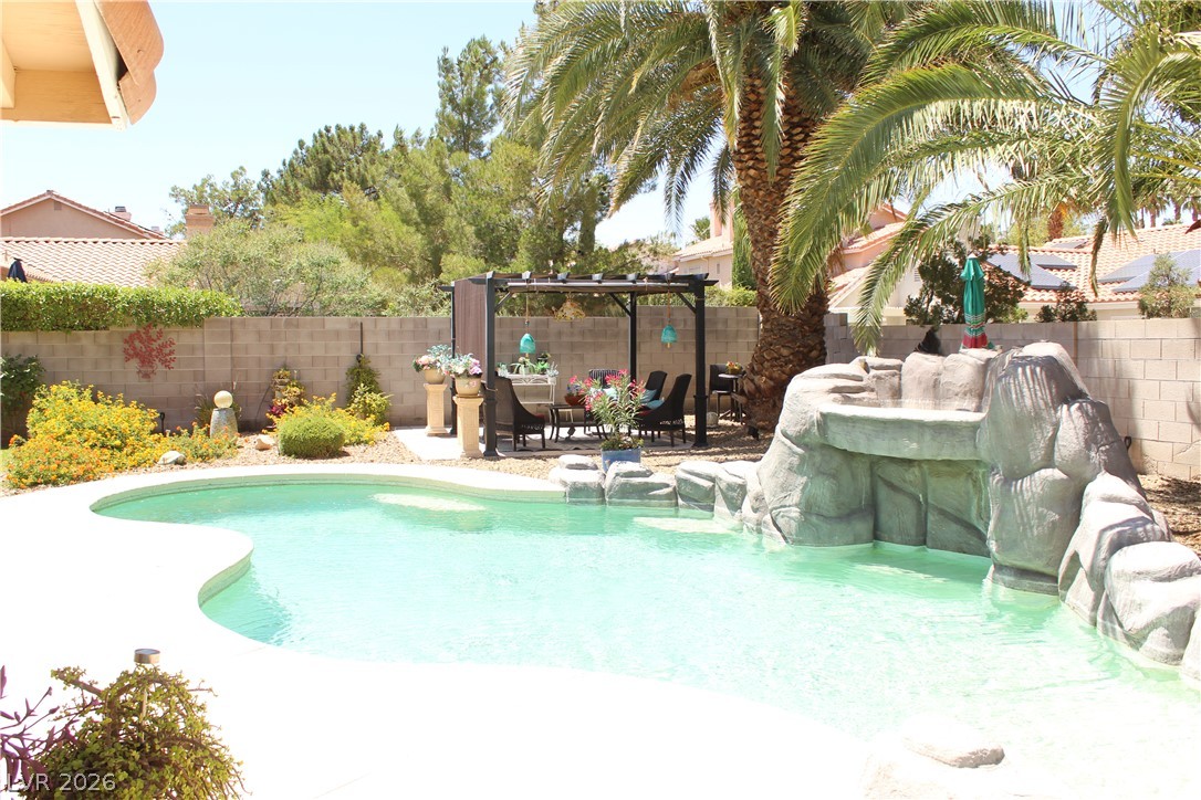 824 East Red Hollow Drive North Las Vegas NV 89031