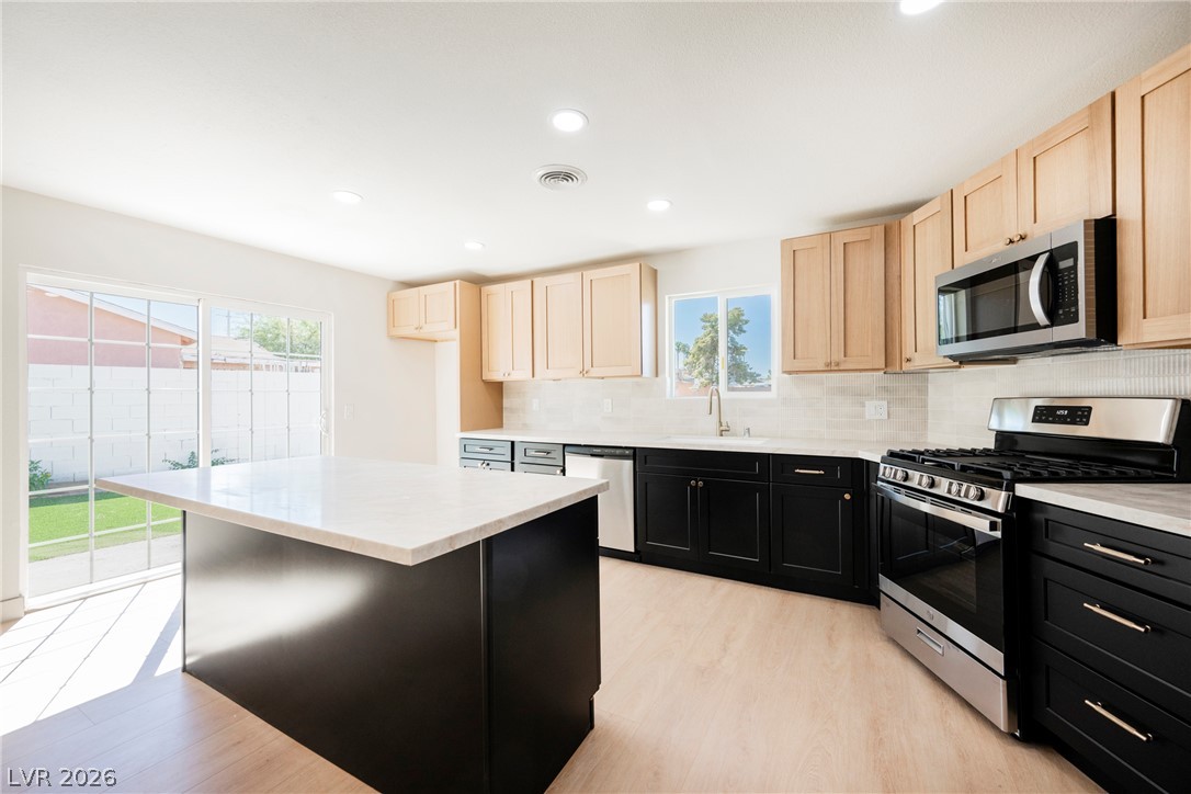 5117 New Bedford Drive Las Vegas NV 89122