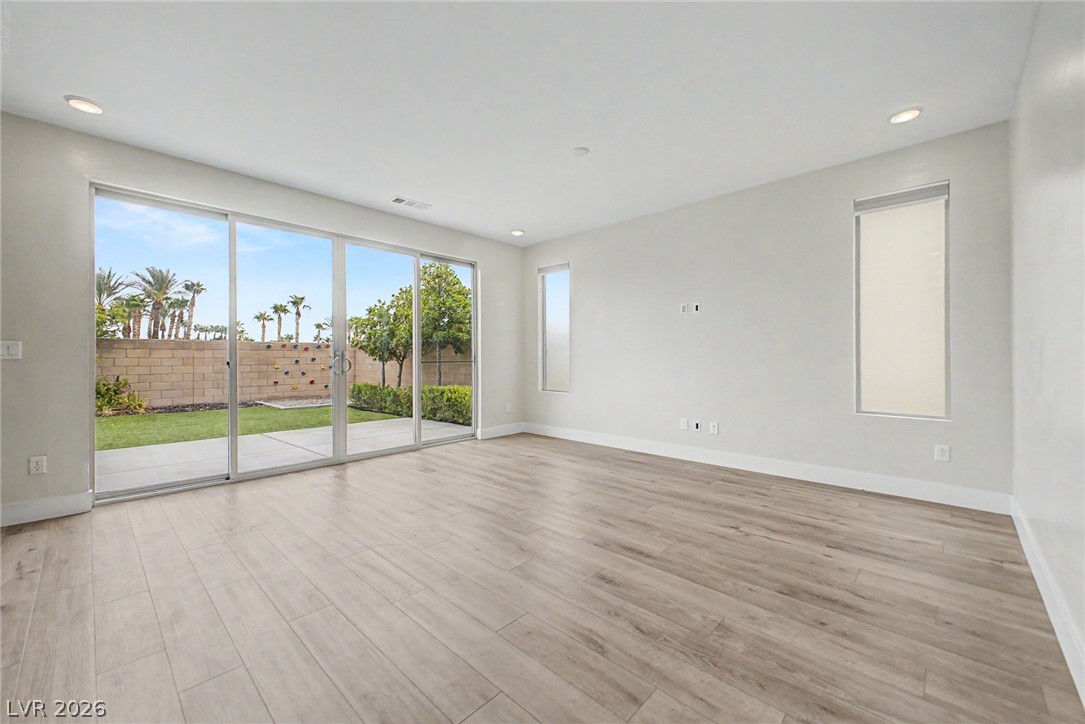8300 Charleston Peak Street Las Vegas NV 89166