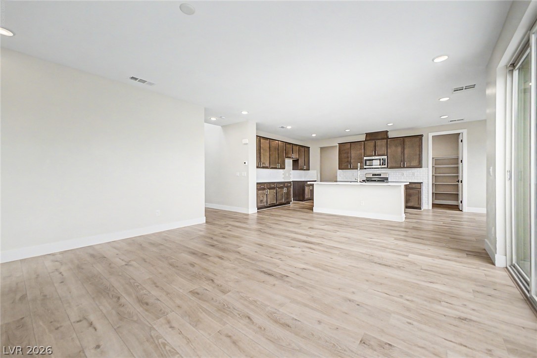 8300 Charleston Peak Street Las Vegas NV 89166