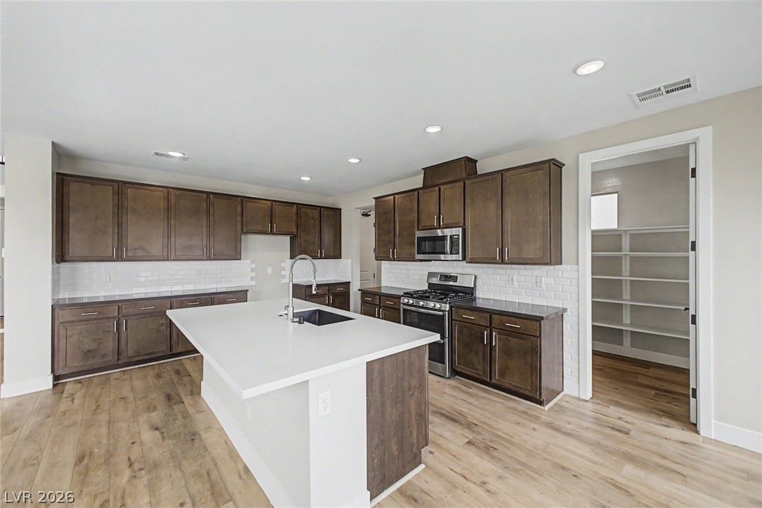 8300 Charleston Peak Street Las Vegas NV 89166