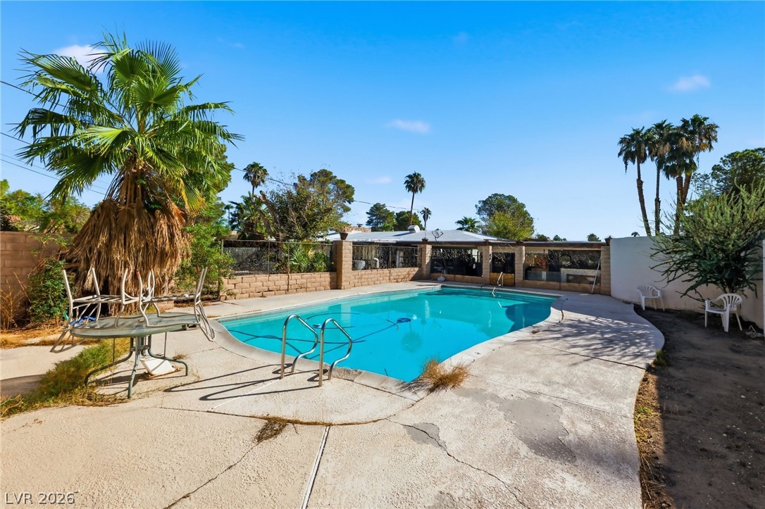 5517 Oak Street Las Vegas NV 89120