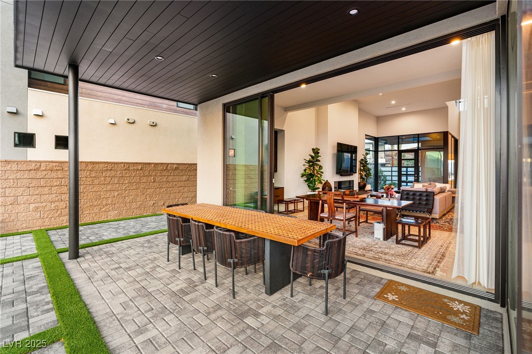 569 Overlook Rim Drive Henderson NV 89012