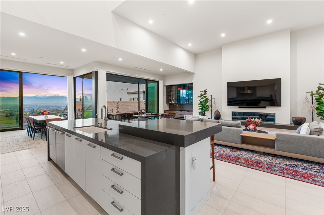 569 Overlook Rim Drive Henderson NV 89012