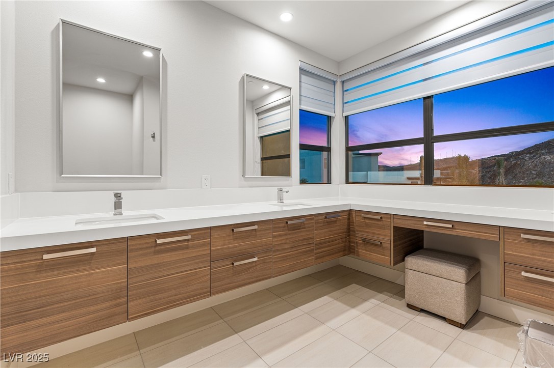 569 Overlook Rim Drive Henderson NV 89012