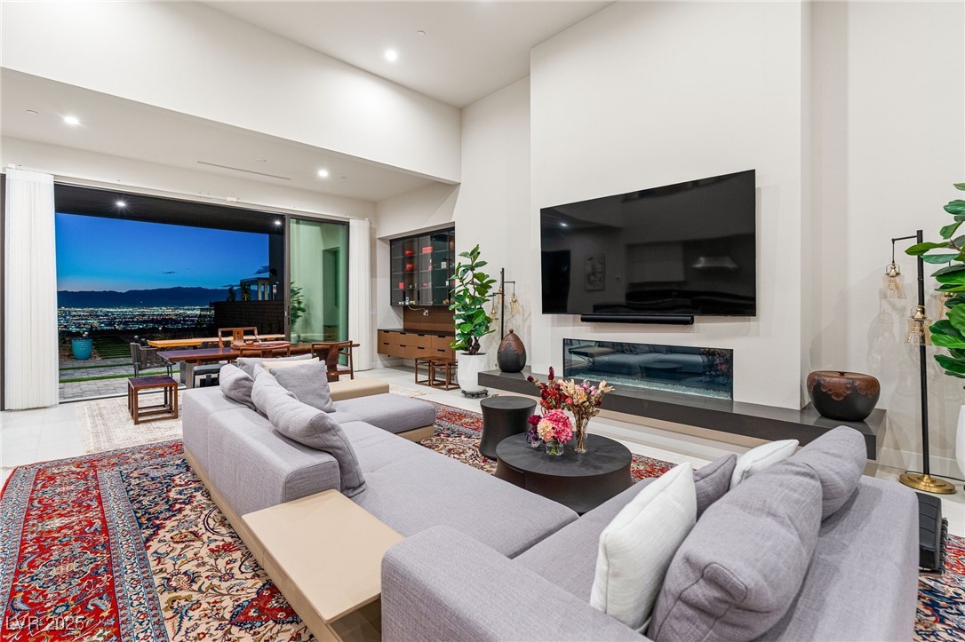 569 Overlook Rim Drive Henderson NV 89012