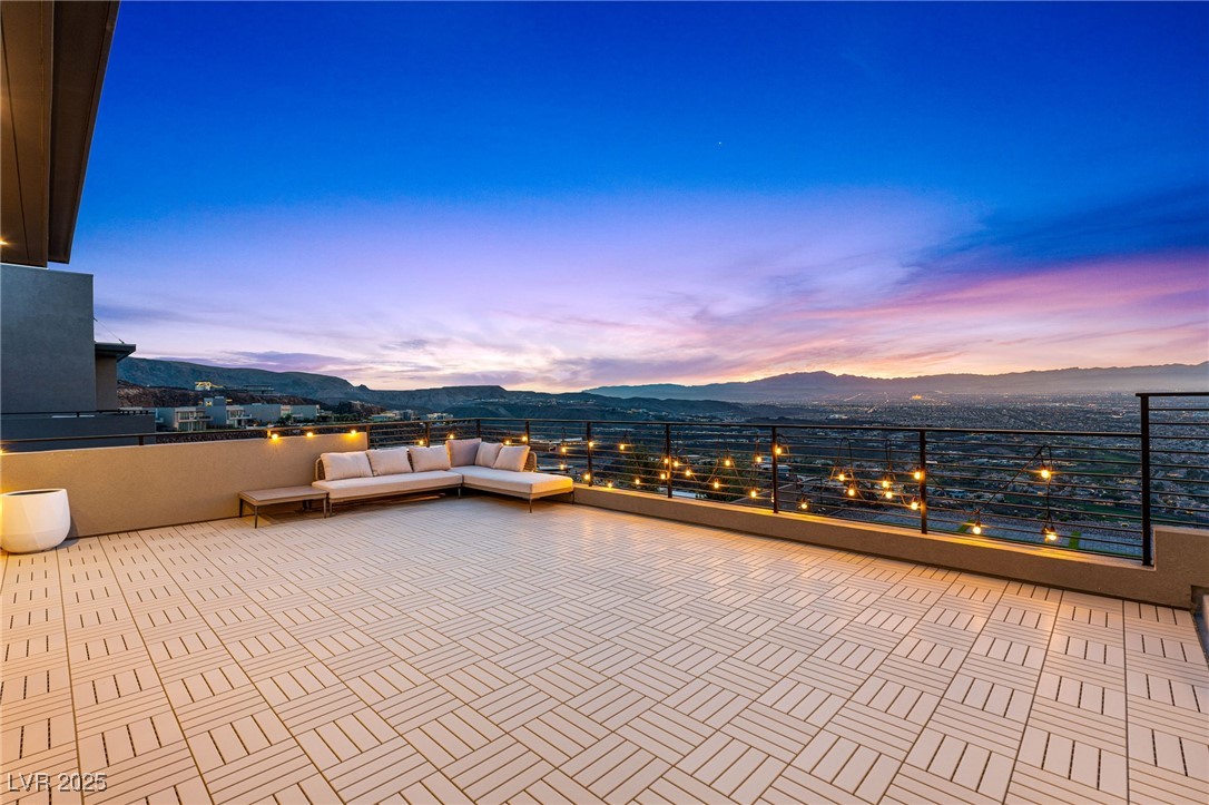 569 Overlook Rim Drive Henderson NV 89012