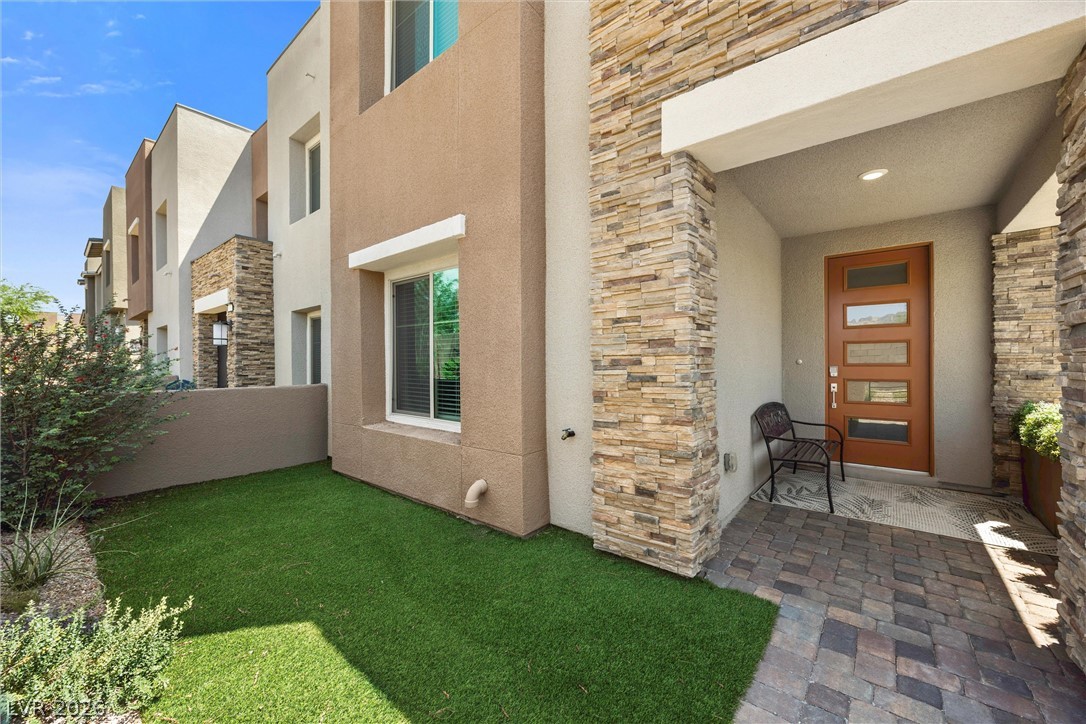 600 North Carriage Hill Drive 1034 Las Vegas NV 89138