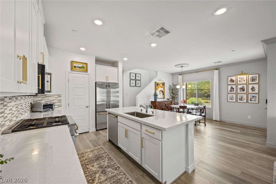 600 North Carriage Hill Drive 1034 Las Vegas NV 89138