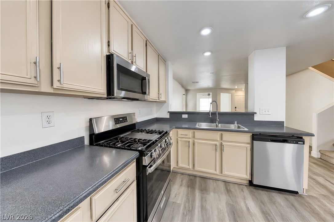 616 Port Talbot Avenue Las Vegas NV 89178