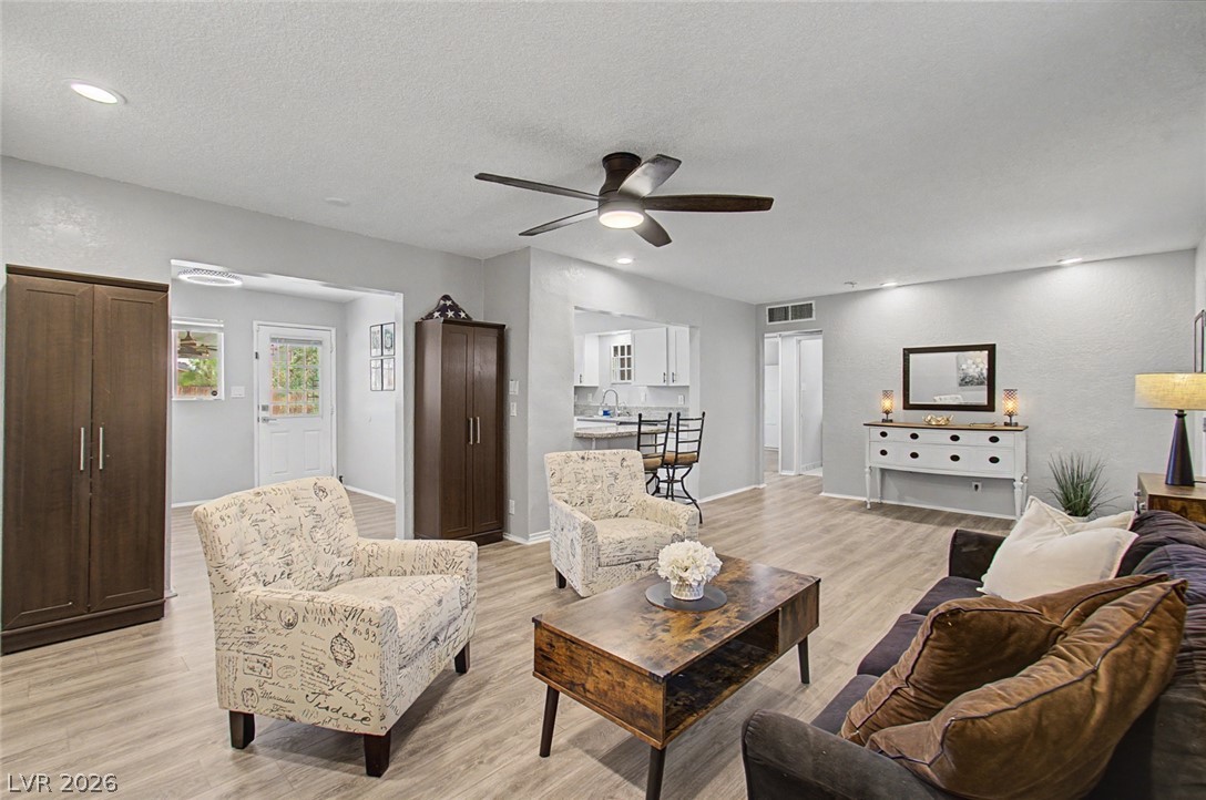 1937 Peyton Drive Las Vegas NV 89104