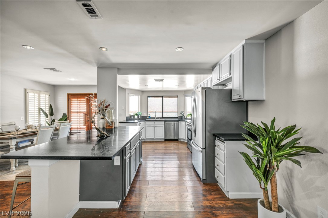 9008 Pebble Shore Court Las Vegas NV 89117