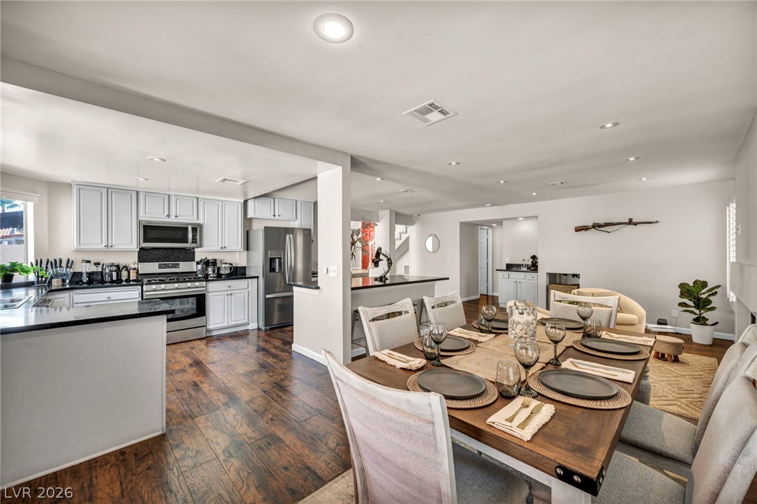 9008 Pebble Shore Court Las Vegas NV 89117