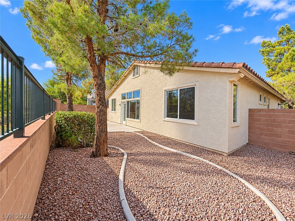 1504 Remembrance Hill Street Las Vegas NV 89144