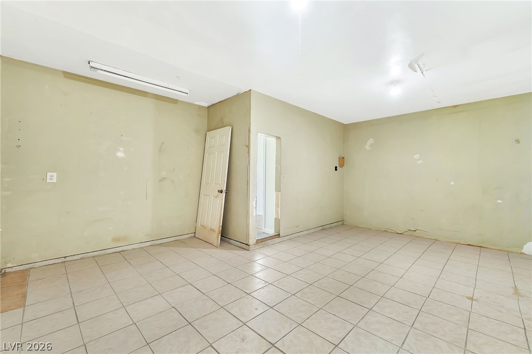 4672 Rita Drive Las Vegas NV 89121