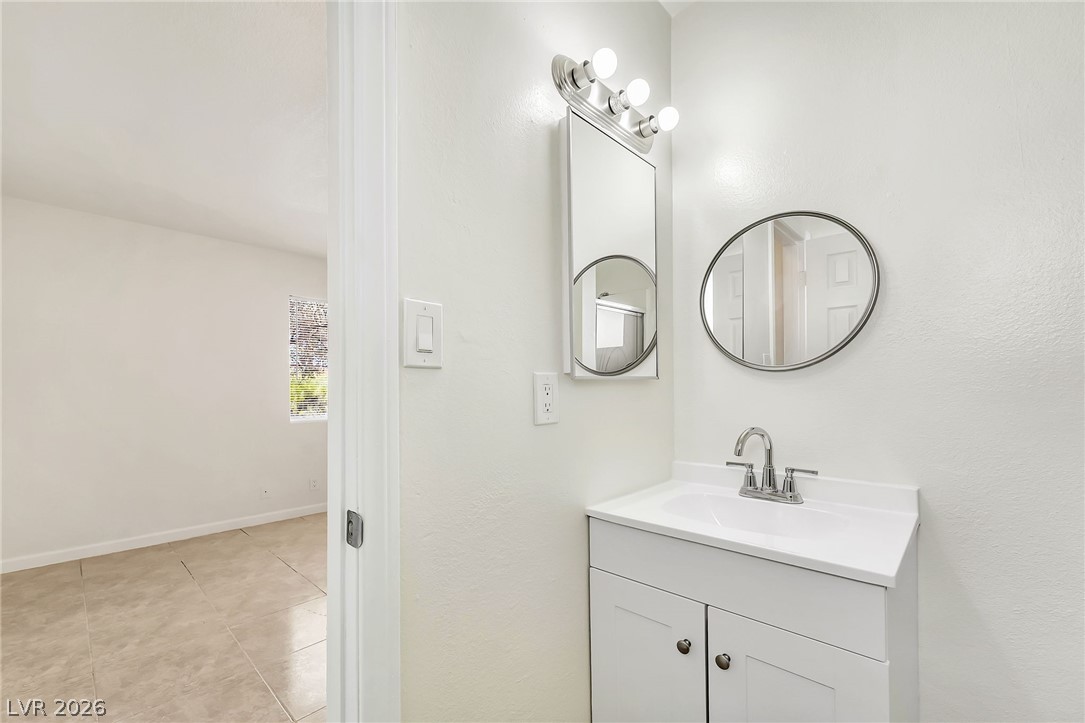 4672 Rita Drive Las Vegas NV 89121