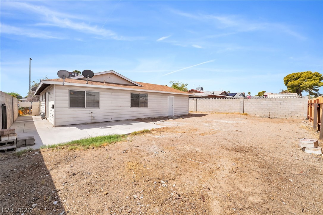 4672 Rita Drive Las Vegas NV 89121