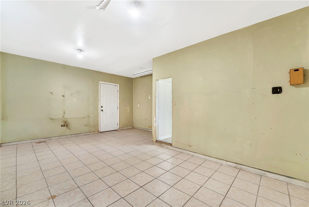 4672 Rita Drive Las Vegas NV 89121