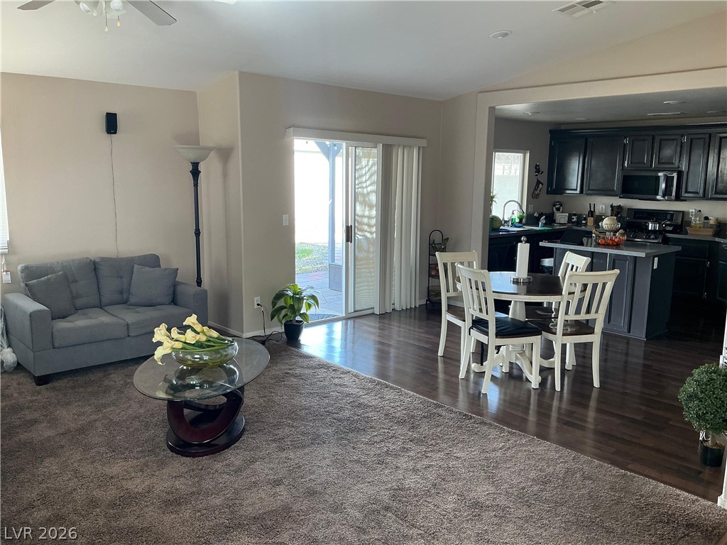 2220 Fountain Valley Way North Las Vegas NV 89031