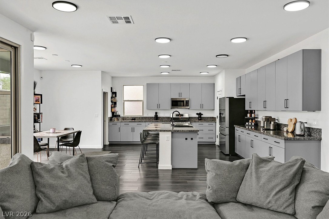 728 Emerson Creek Court North Las Vegas NV 89084