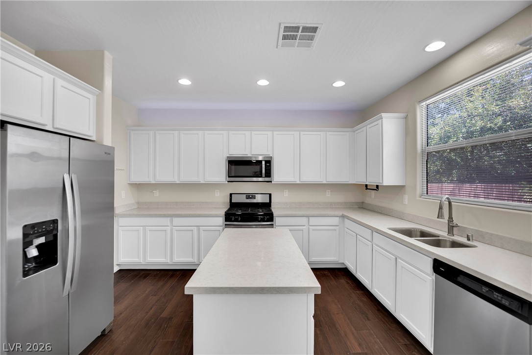6648 Autumn Breeze Street Las Vegas NV 89148