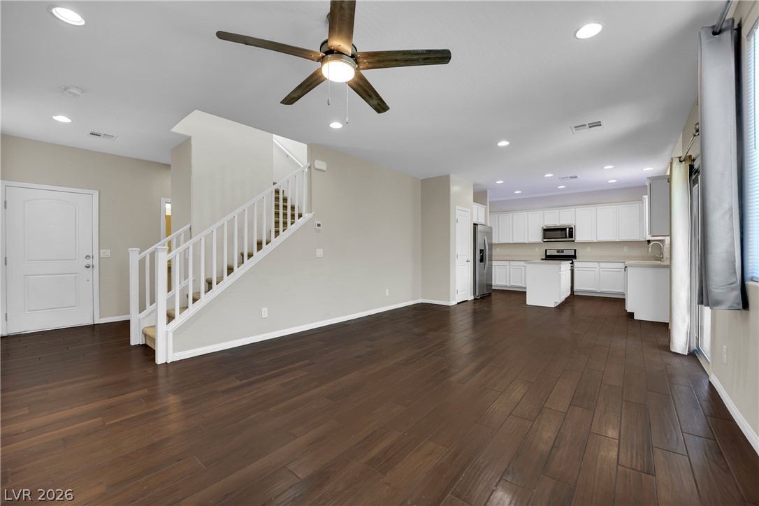 6648 Autumn Breeze Street Las Vegas NV 89148