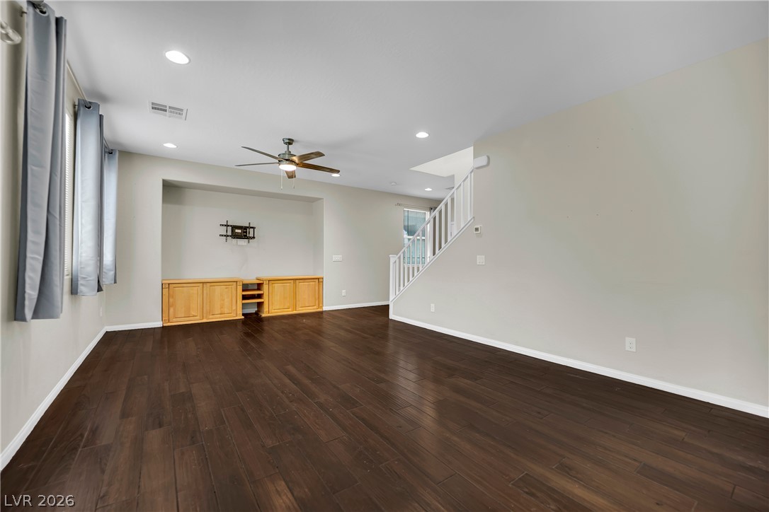 6648 Autumn Breeze Street Las Vegas NV 89148