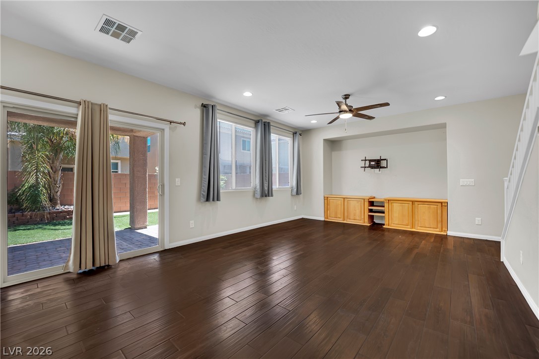 6648 Autumn Breeze Street Las Vegas NV 89148