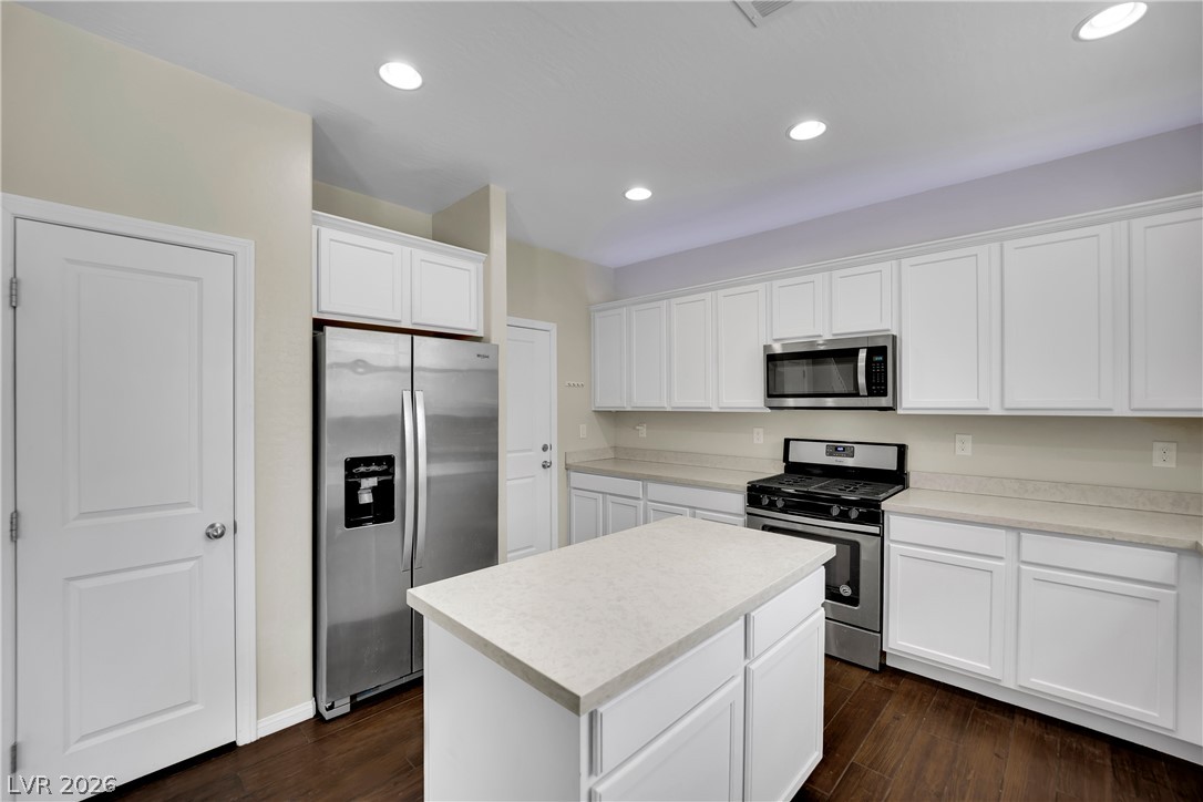 6648 Autumn Breeze Street Las Vegas NV 89148