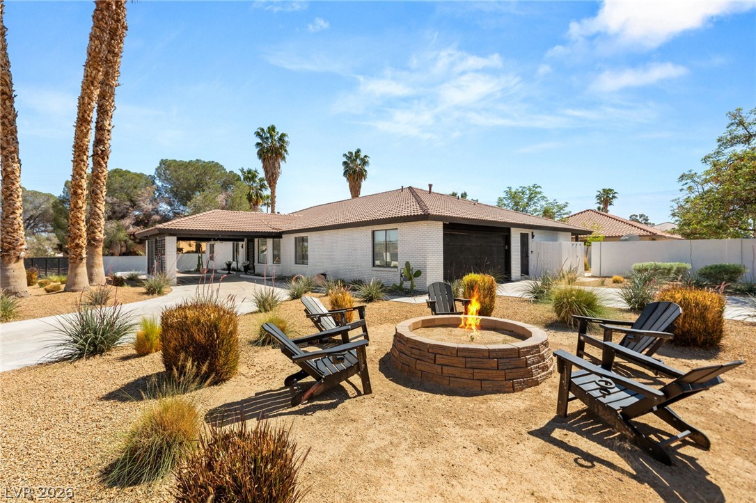 2840 Duneville Street Las Vegas NV 89146