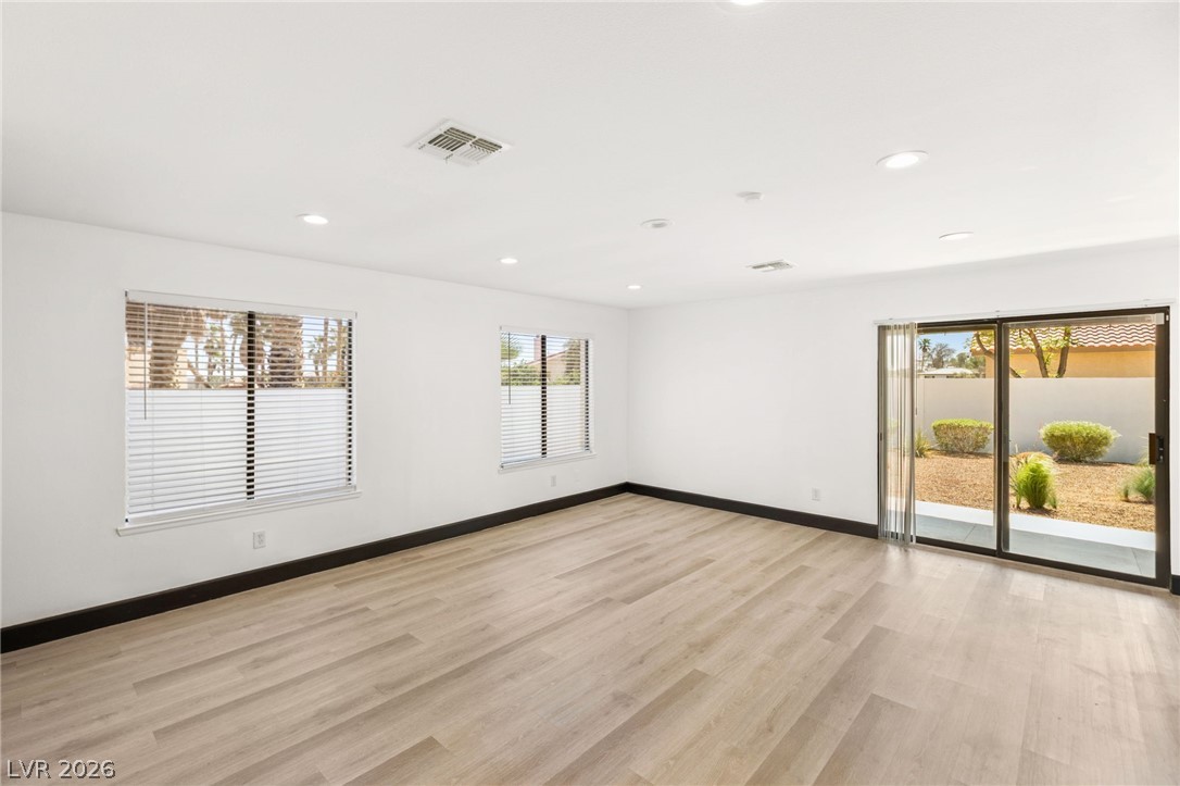 2840 Duneville Street Las Vegas NV 89146